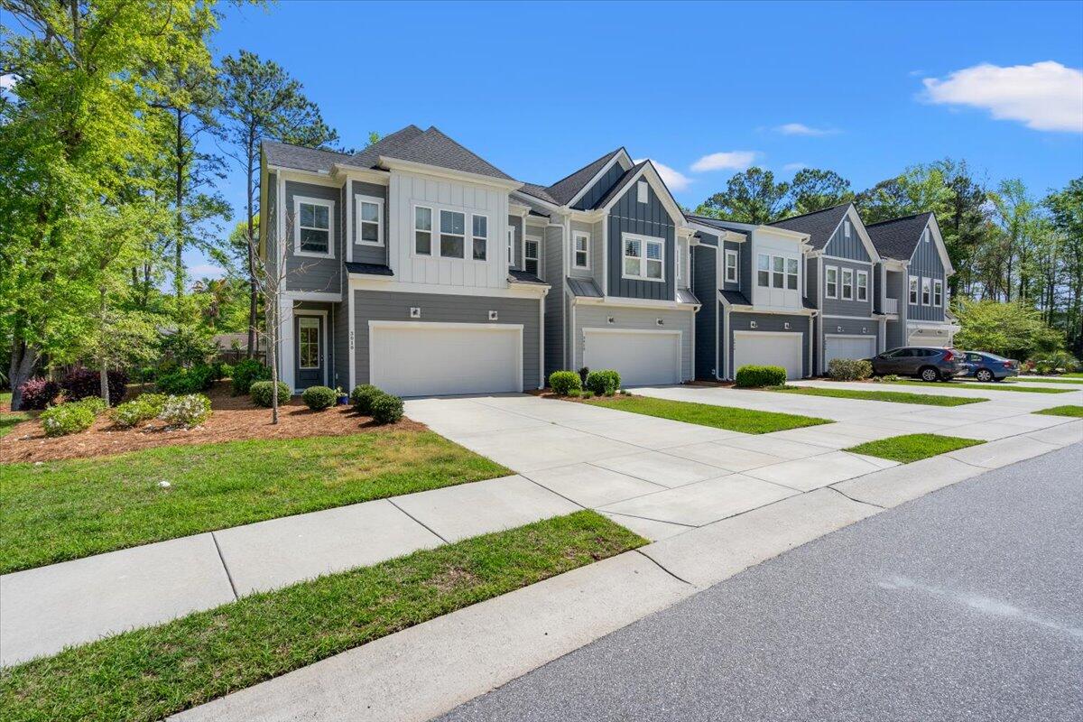 3010 Emma Lane