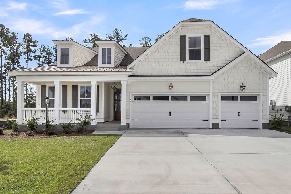 Photo of 731 Maynard Lane, Summerville, SC 29486 (MLS # 25017607)
