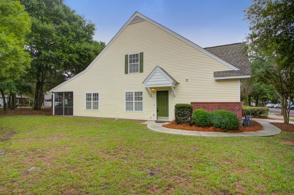 Photo of 516 Tayrn Drive, Charleston, SC 29492 (MLS # 26016198)