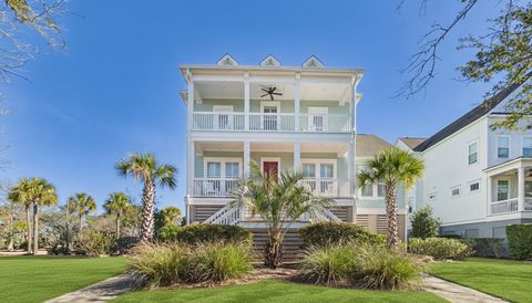 Photo of 926 Cochran Street, Charleston, SC 29492 (MLS # 26005245)