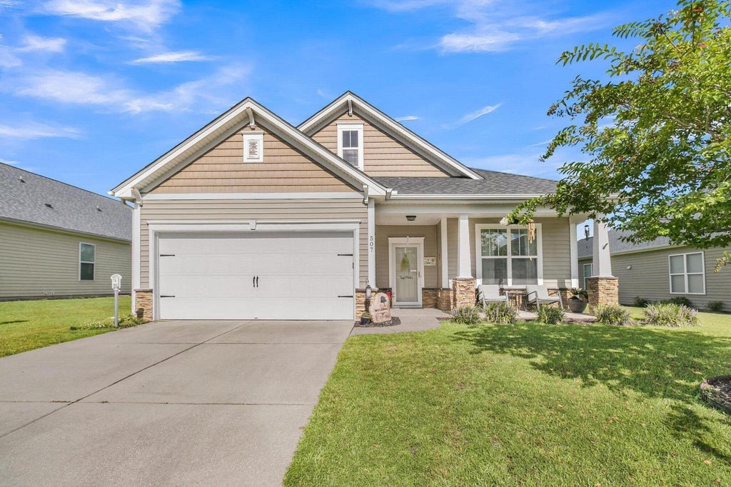 Photo of 507 Magwood Road, Summerville, SC 29486 (MLS # 26025318)