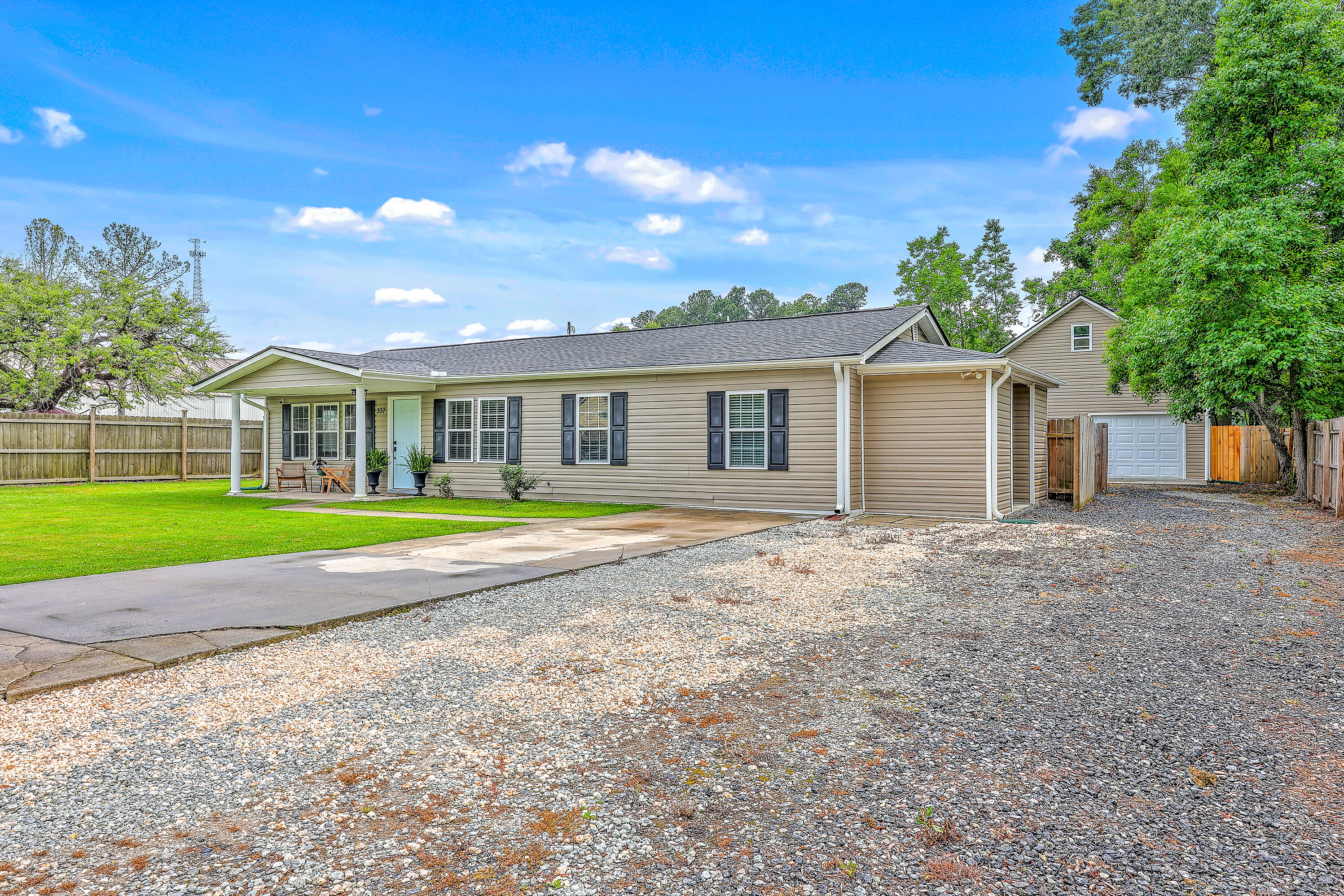 337 Price Street