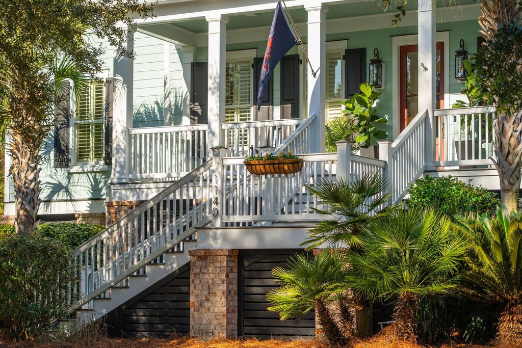 Photo of 1140 Oak Overhang Street, Daniel Island, SC 29492 (MLS # 26001949)