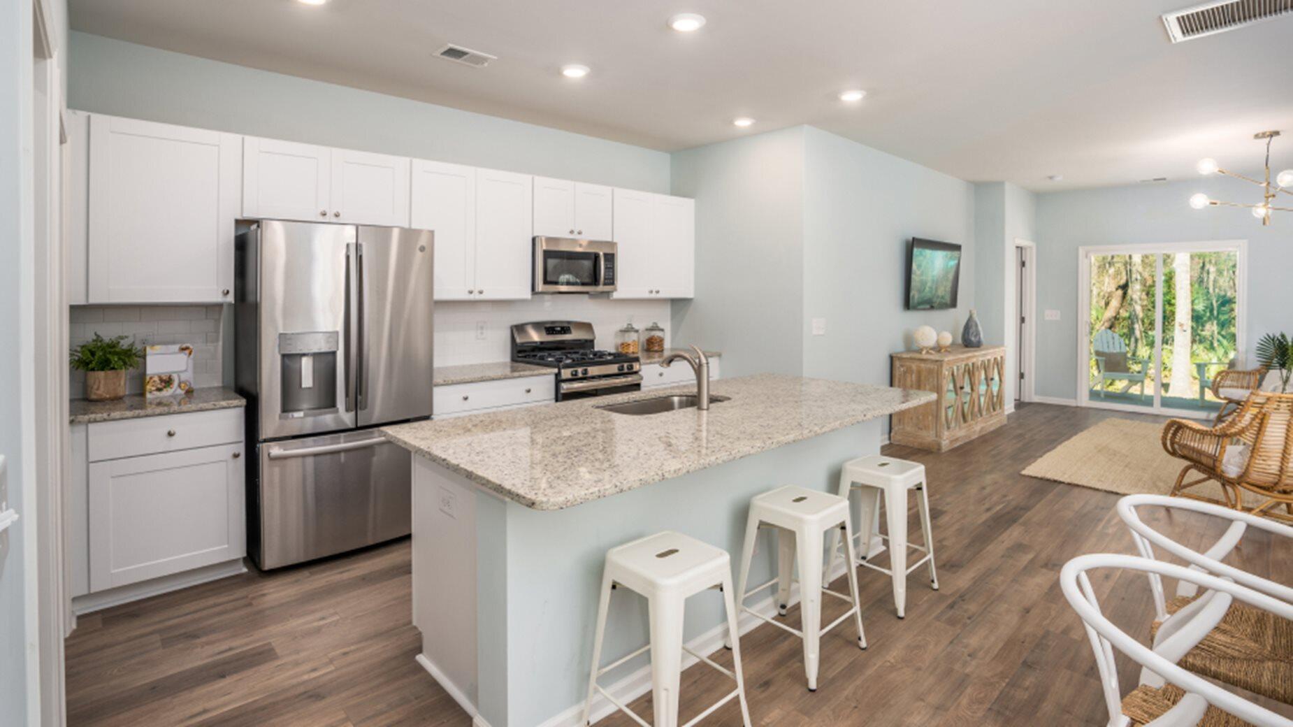333 Pine Crest View Dr Drive