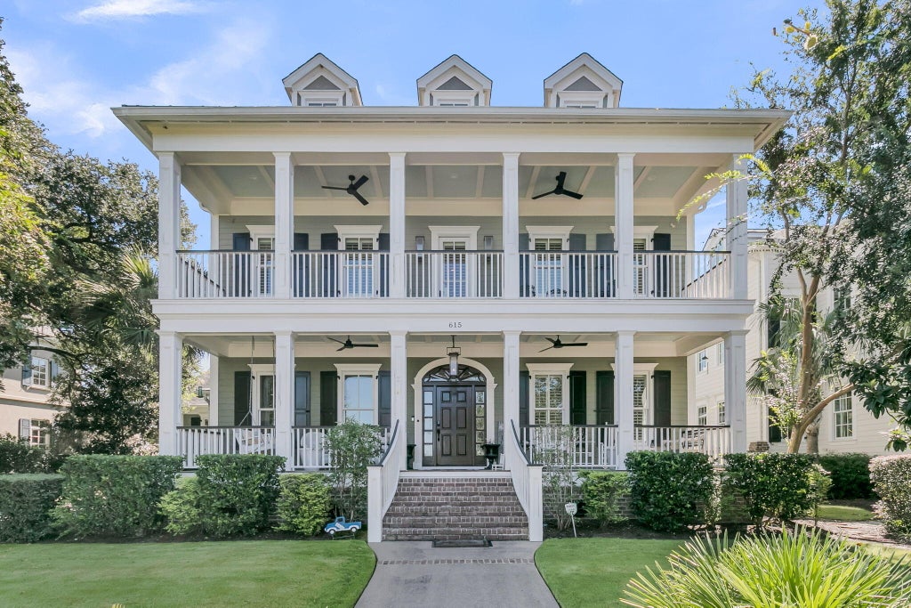 Photo of 615 Island Park Drive, Charleston, SC 29492 (MLS # 26028266)