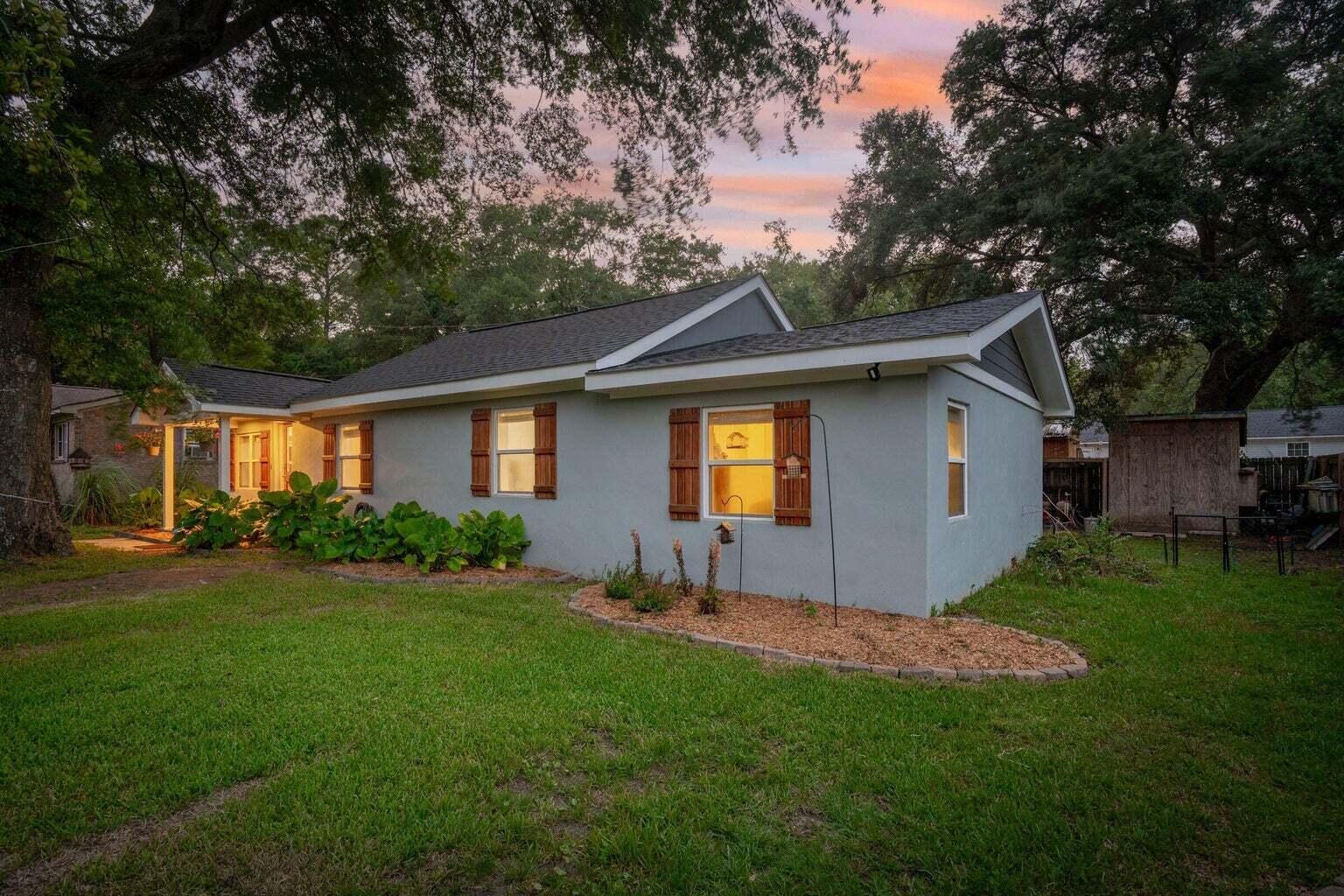 1540 Fort Johnson Road
