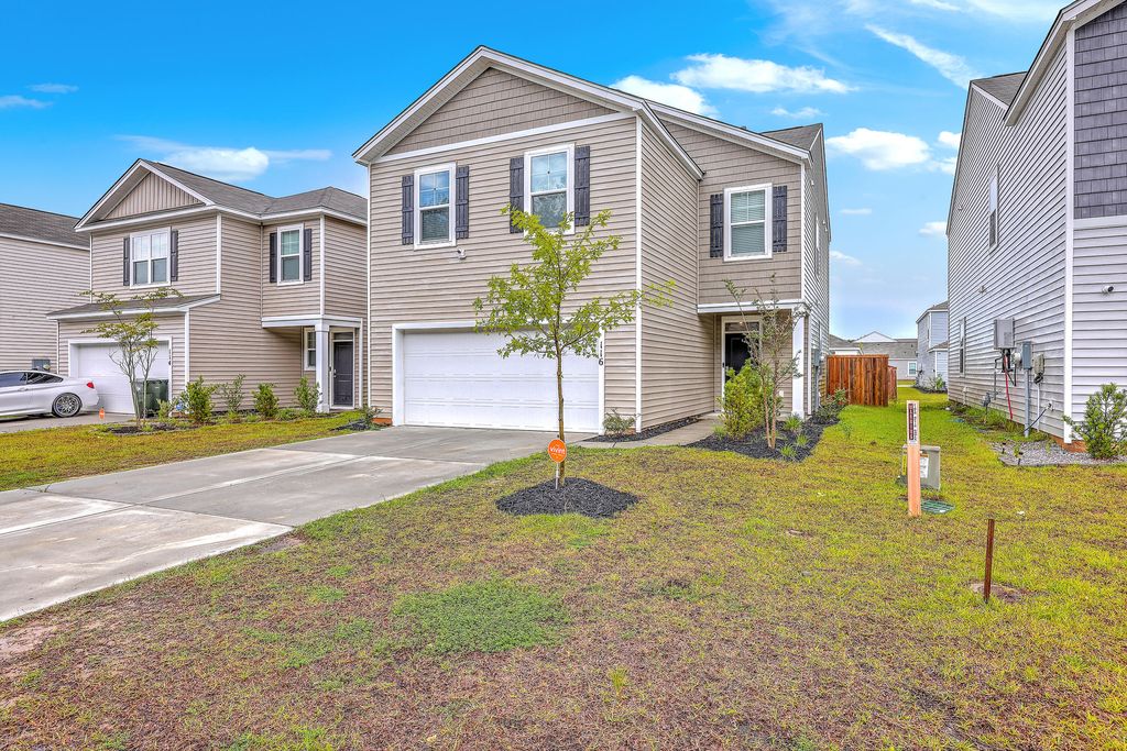 Photo of 116 Sunray Lane, Summerville, SC 29486 (MLS # 25019777)