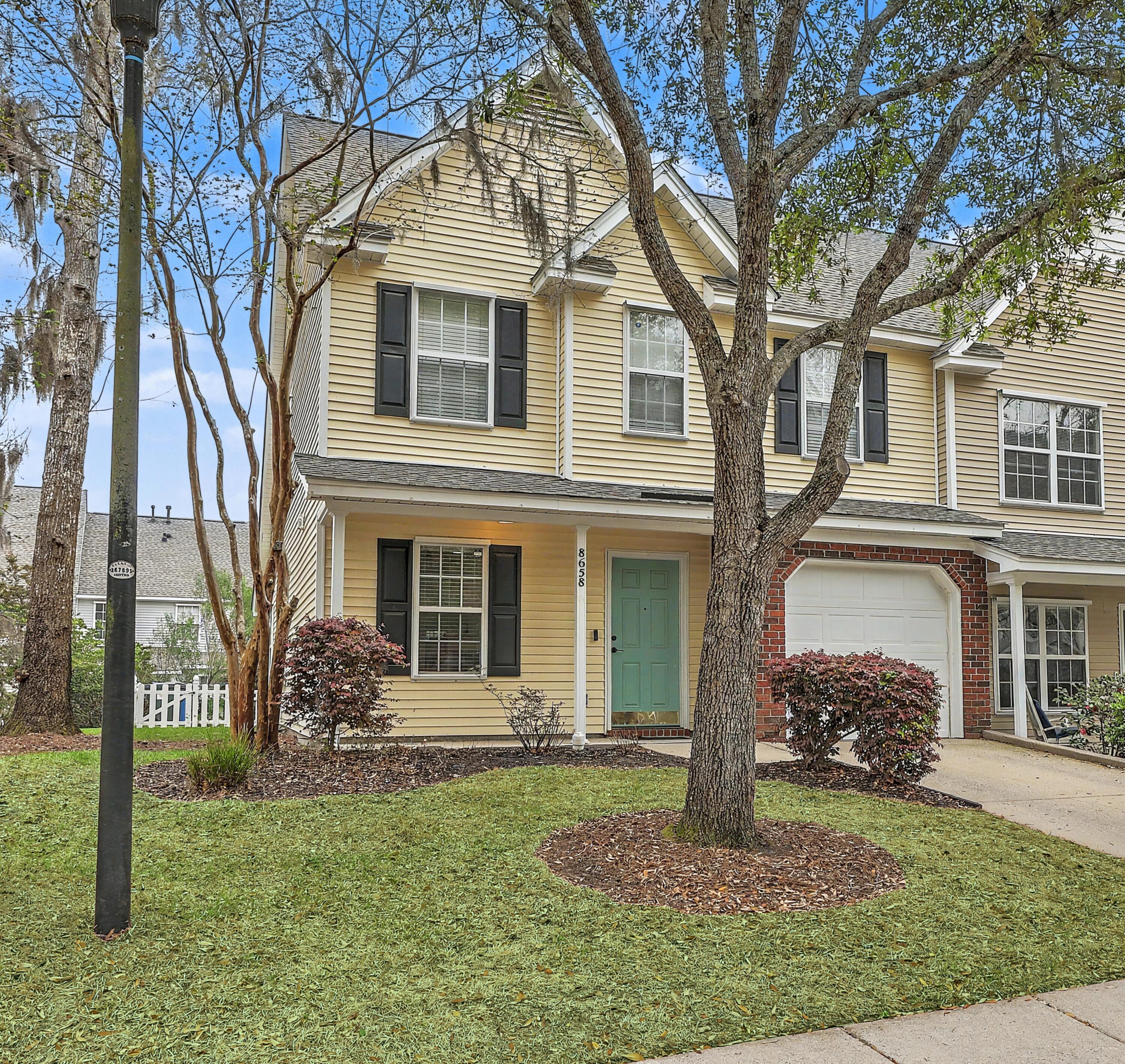 8658 Grassy Oak Trail