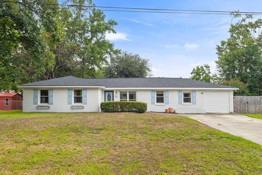 Photo of 2482 Flamingo Drive, Charleston, SC 29414 (MLS # 26020517)