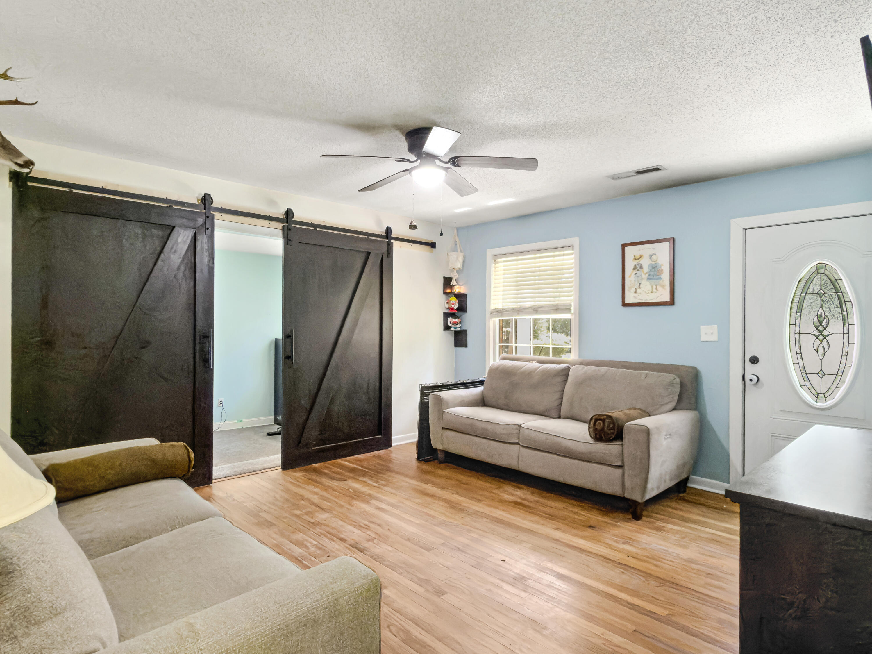 212 Forest Circle