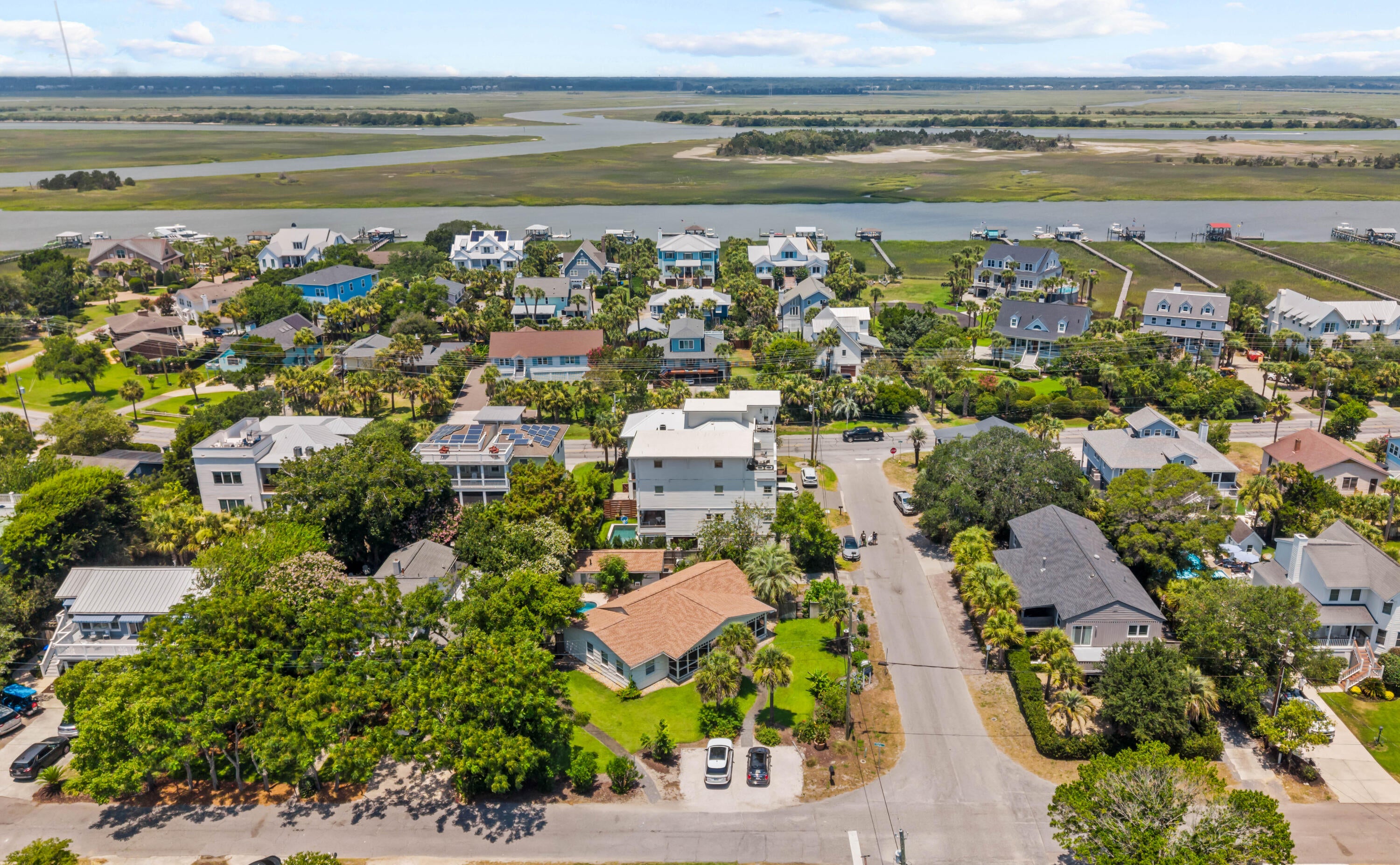 13 5th Avenue