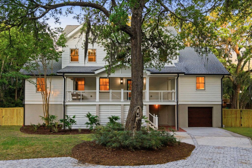 Photo of 103 Oakview Lane, Isle of Palms, SC 29451 (MLS # 26010933)