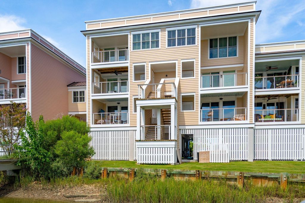 Photo of 1608 Marsh Harbor Lane #C, Mount Pleasant, SC 29464 (MLS # 25017940)