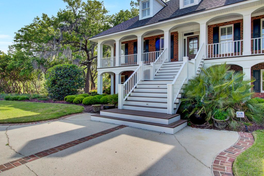 Photo of 3984 Gift Boulevard, Johns Island, SC 29455 (MLS # 25023953)