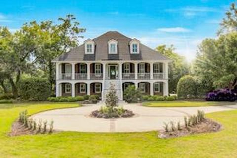 Photo of 3984 Gift Boulevard, Johns Island, SC 29455 (MLS # 25023953)