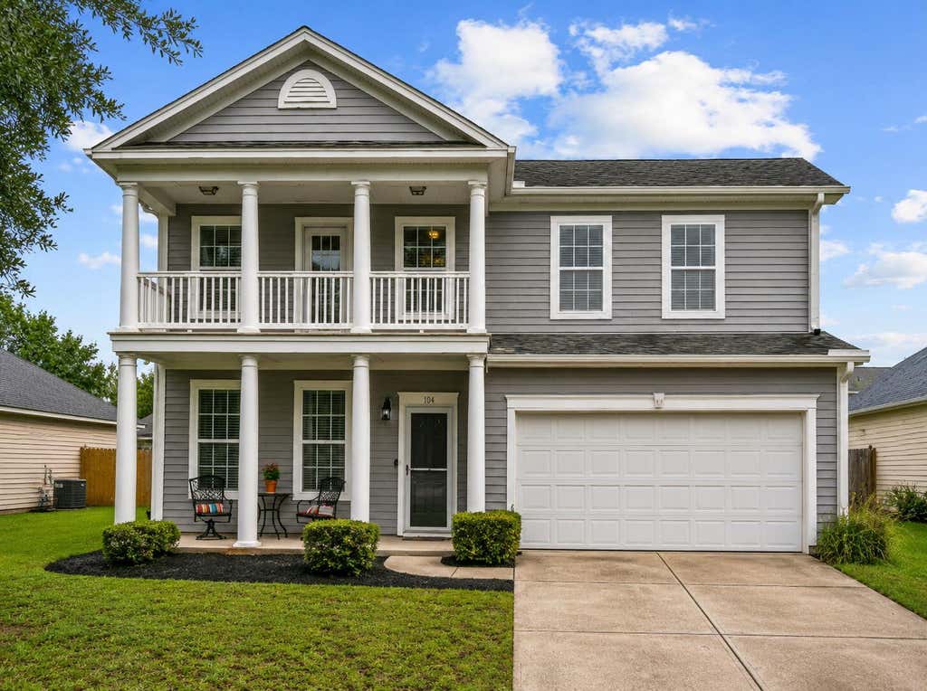 Photo of 104 Roadster Row, Summerville, SC 29483 (MLS # 26021624)