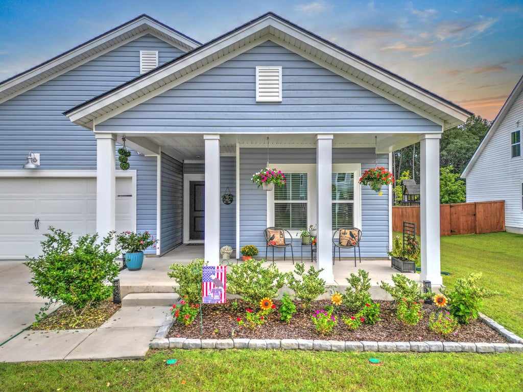 Photo of 66 Red Bluff Street, Summerville, SC 29483 (MLS # 26028248)