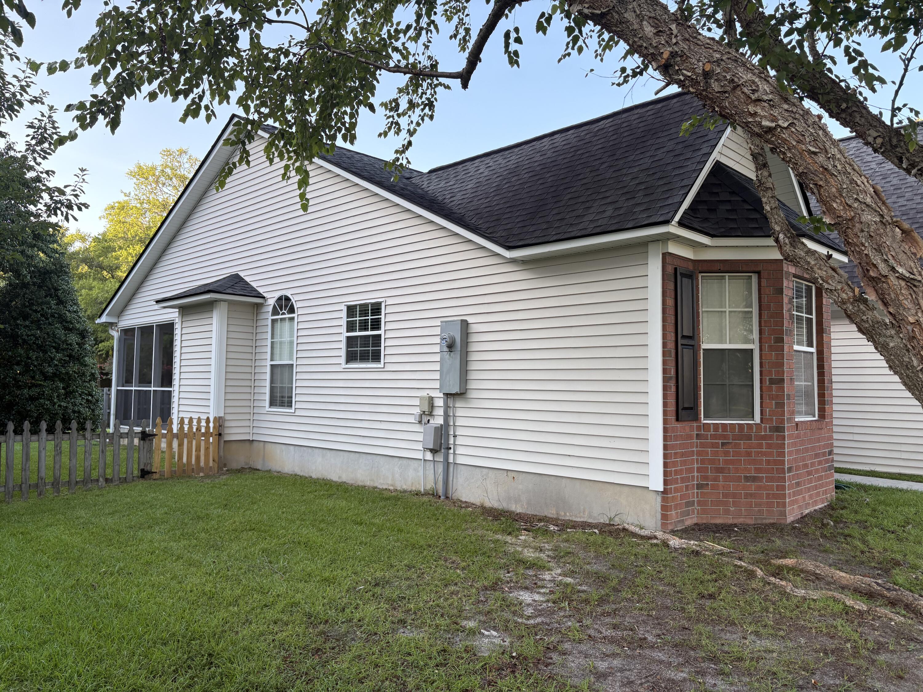 110 Summer Trace Drive