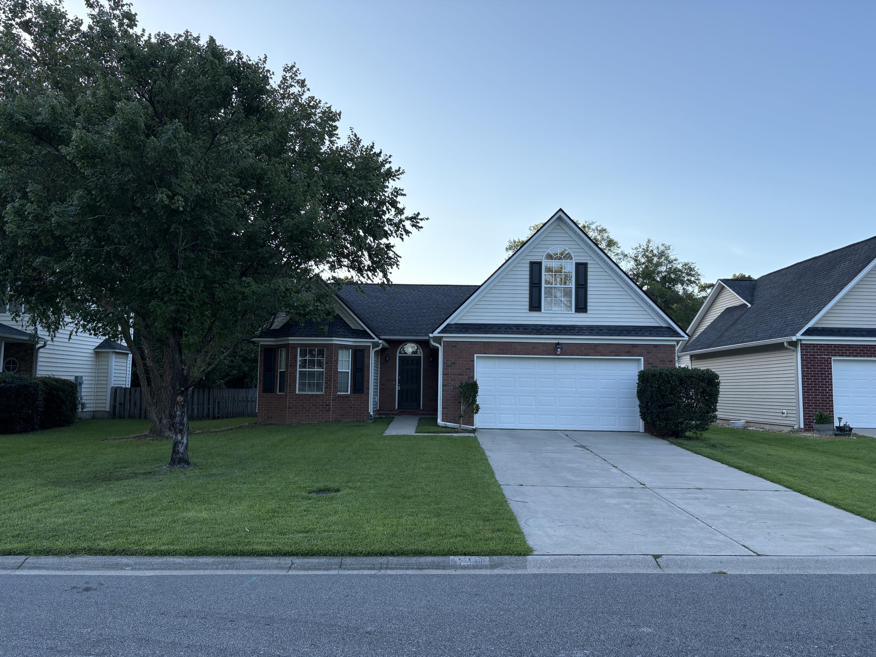 110 Summer Trace Drive