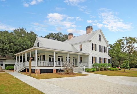 A home in Summerville