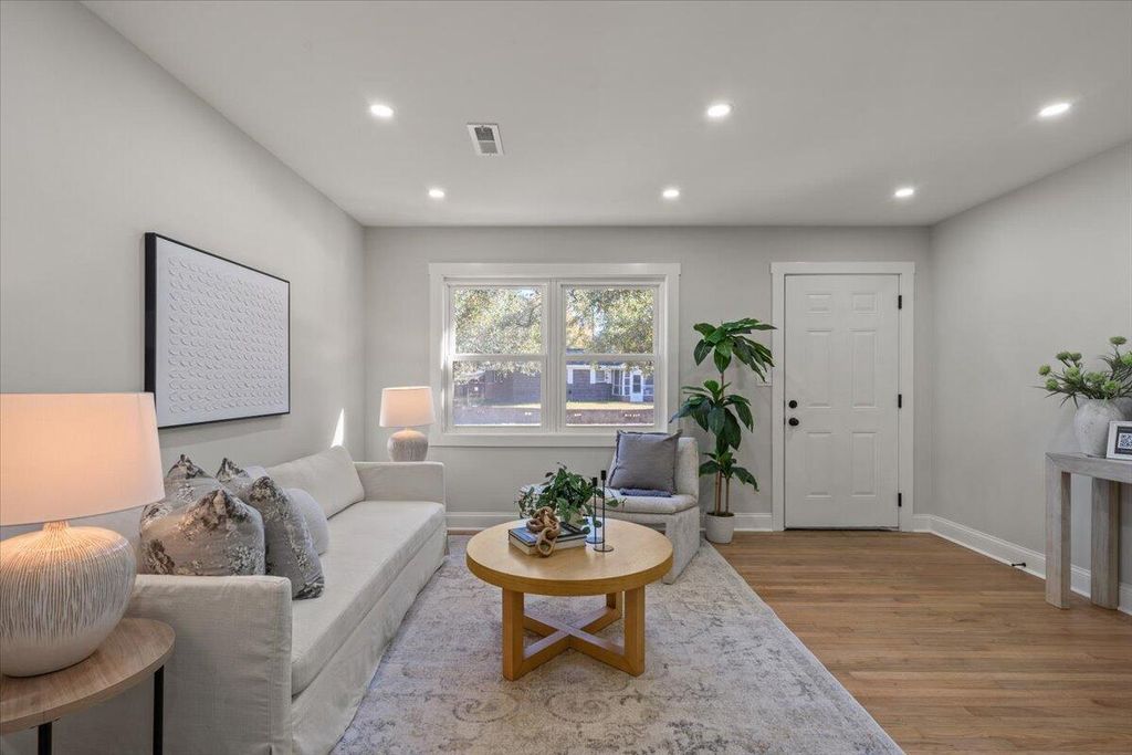 Photo of 21 Pratt Street, Charleston, SC 29407 (MLS # 25030871)