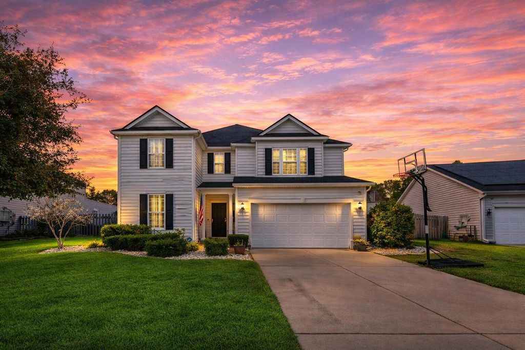 Photo of 161 Berwick Drive, Summerville, SC 29483 (MLS # 26001991)