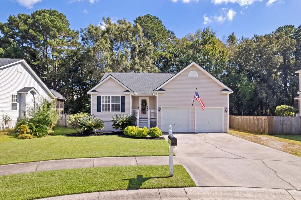 Photo of 3050 Penny Lane, Johns Island, SC 29455 (MLS # 26000730)