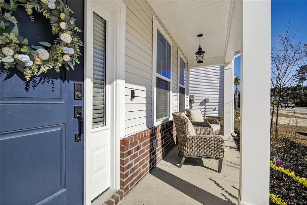 Photo of 604 Dunswell Drive, Summerville, SC 29486 (MLS # 26003269)