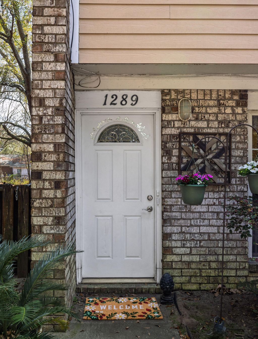 Photo of 1289 Mathis Ferry Road, Mount Pleasant, SC 29464 (MLS # 26006991)