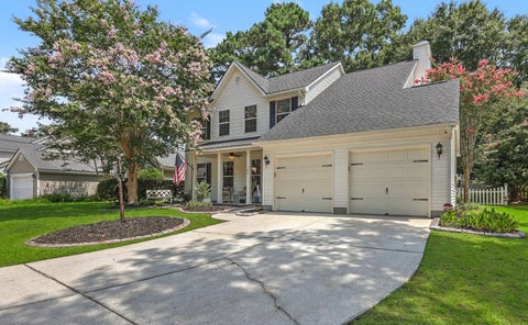 Photo of 180 Historic Drive, Mount Pleasant, SC 29464 (MLS # 26019746)