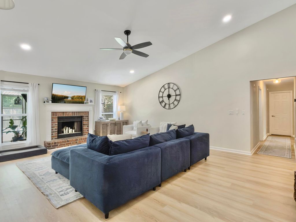 Photo of 1474 Hidden Bridge Drive, Mount Pleasant, SC 29464 (MLS # 26014053)