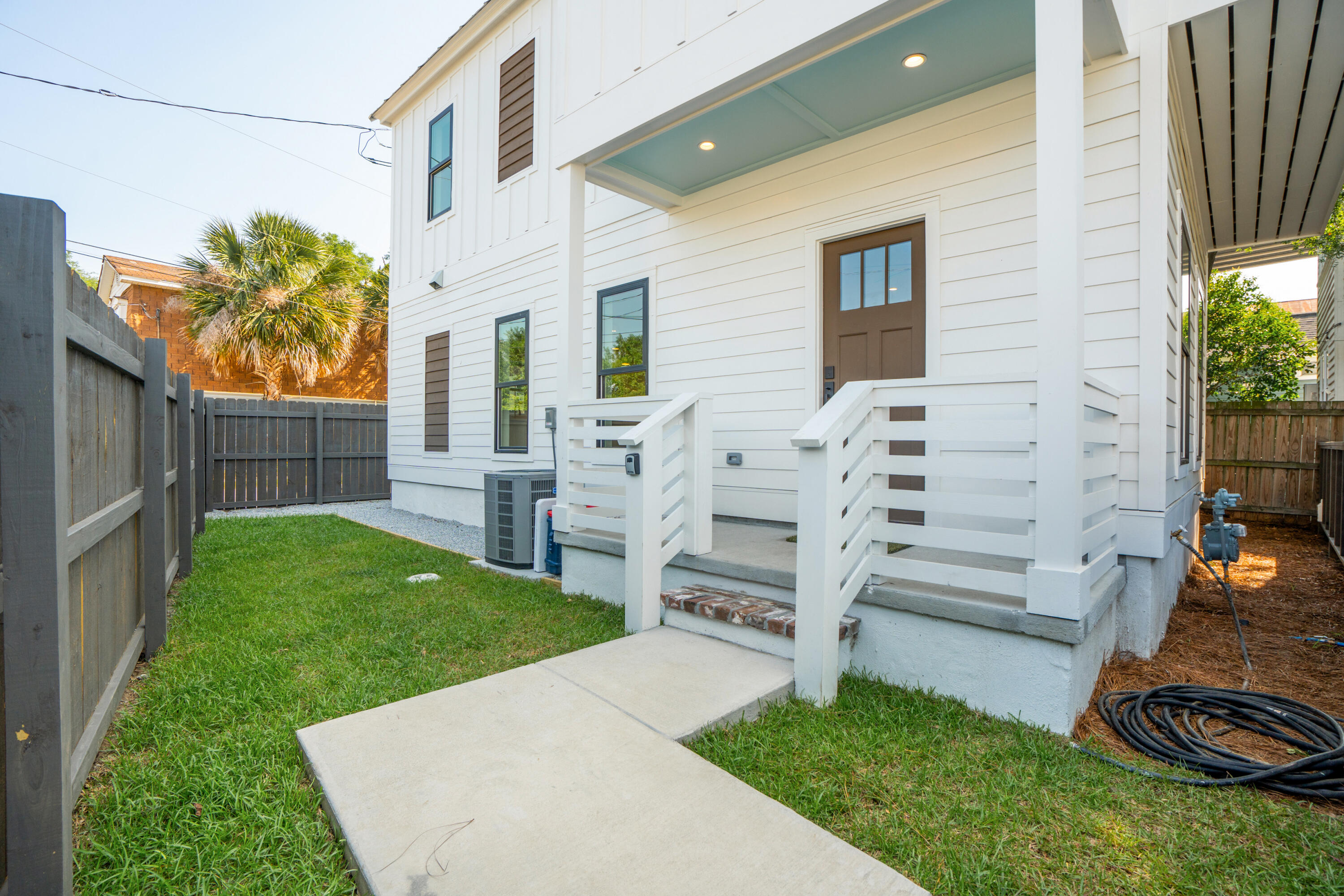 42 Poinsett Street B