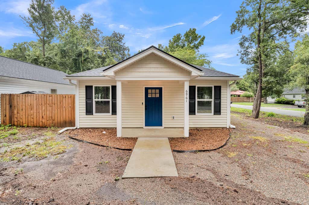Photo of 6961 Raymond Avenue, North Charleston, SC 29406 (MLS # 26022895)