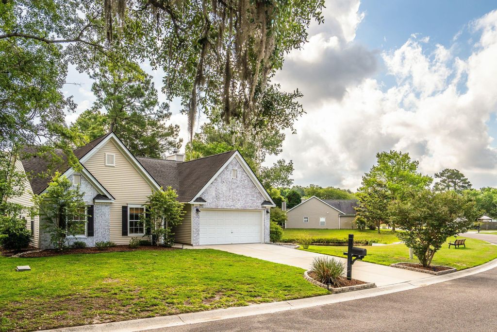 Photo of 224 Sugar Magnolia Way, Charleston, SC 29414 (MLS # 26014491)