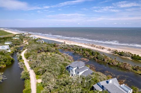 A home in Edisto Island