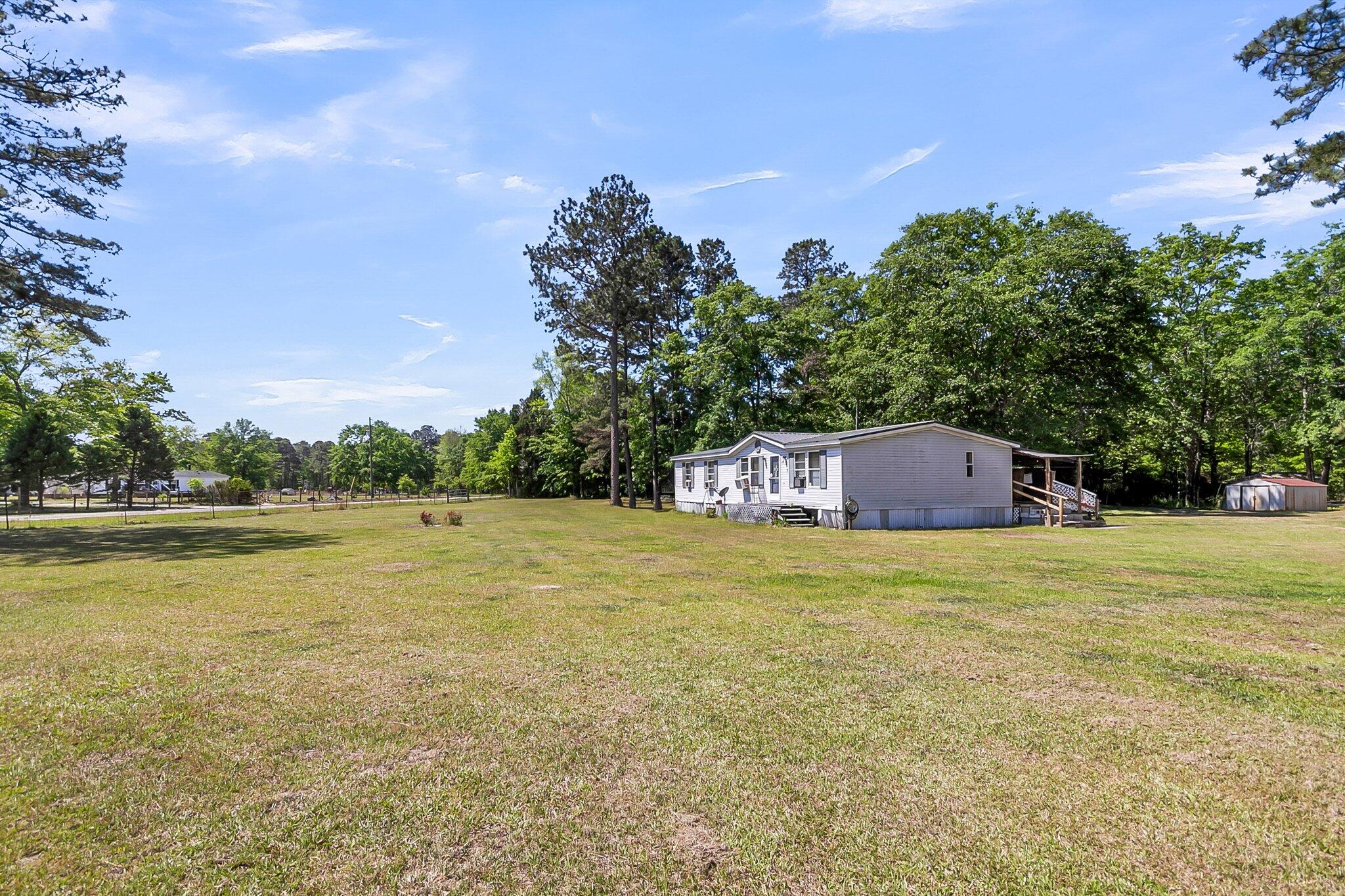 206 Mookees Lane