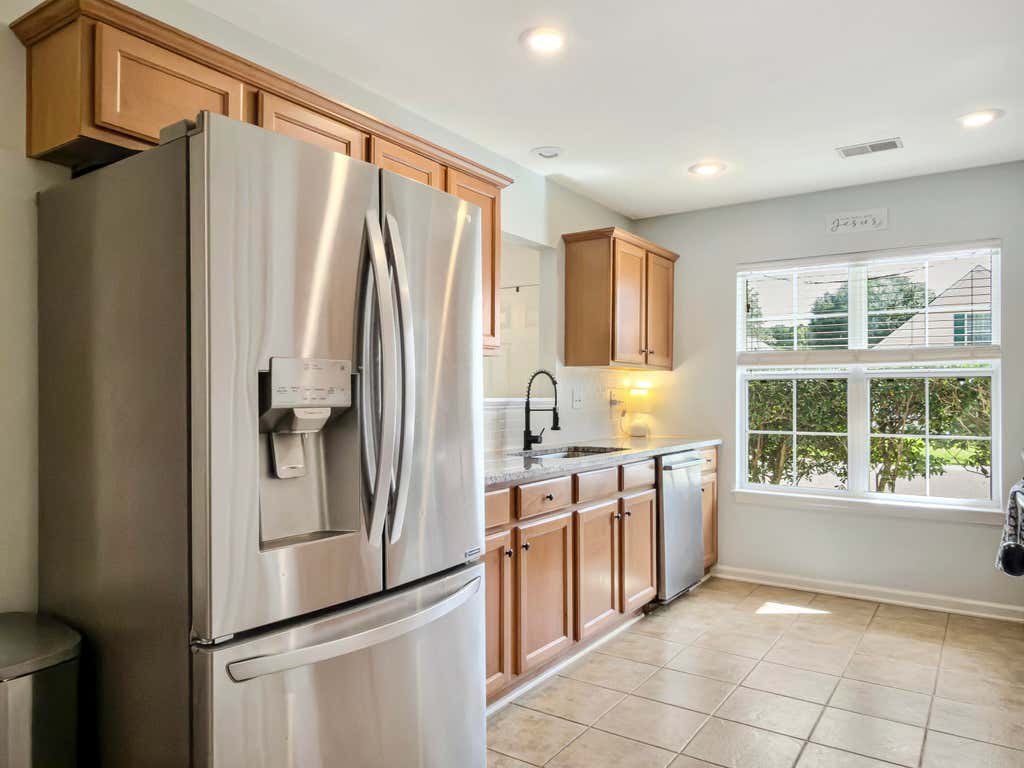 Photo of 1137 Peninsula Cove Drive, Charleston, SC 29492 (MLS # 26024279)