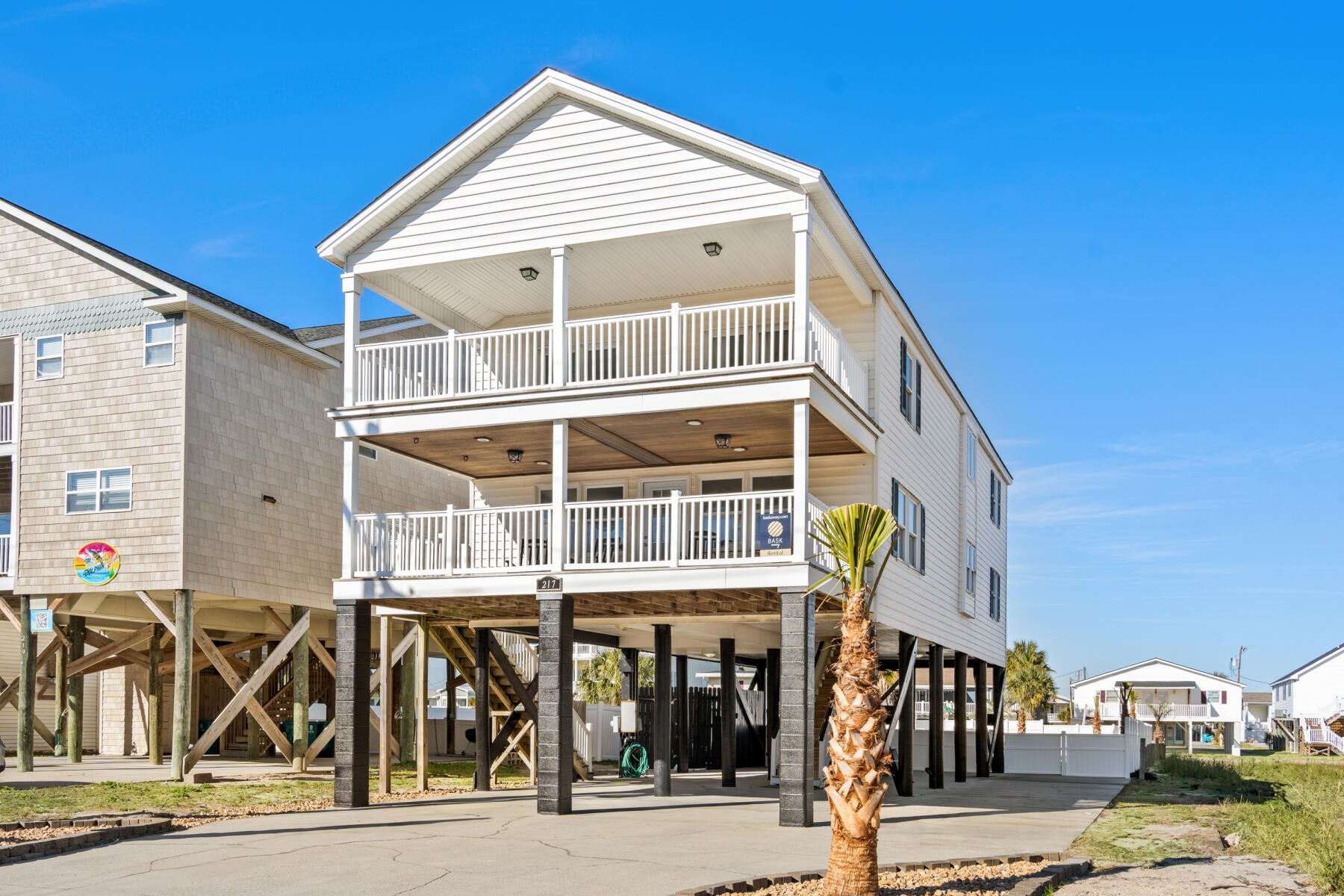 217 S Waccamaw Drive