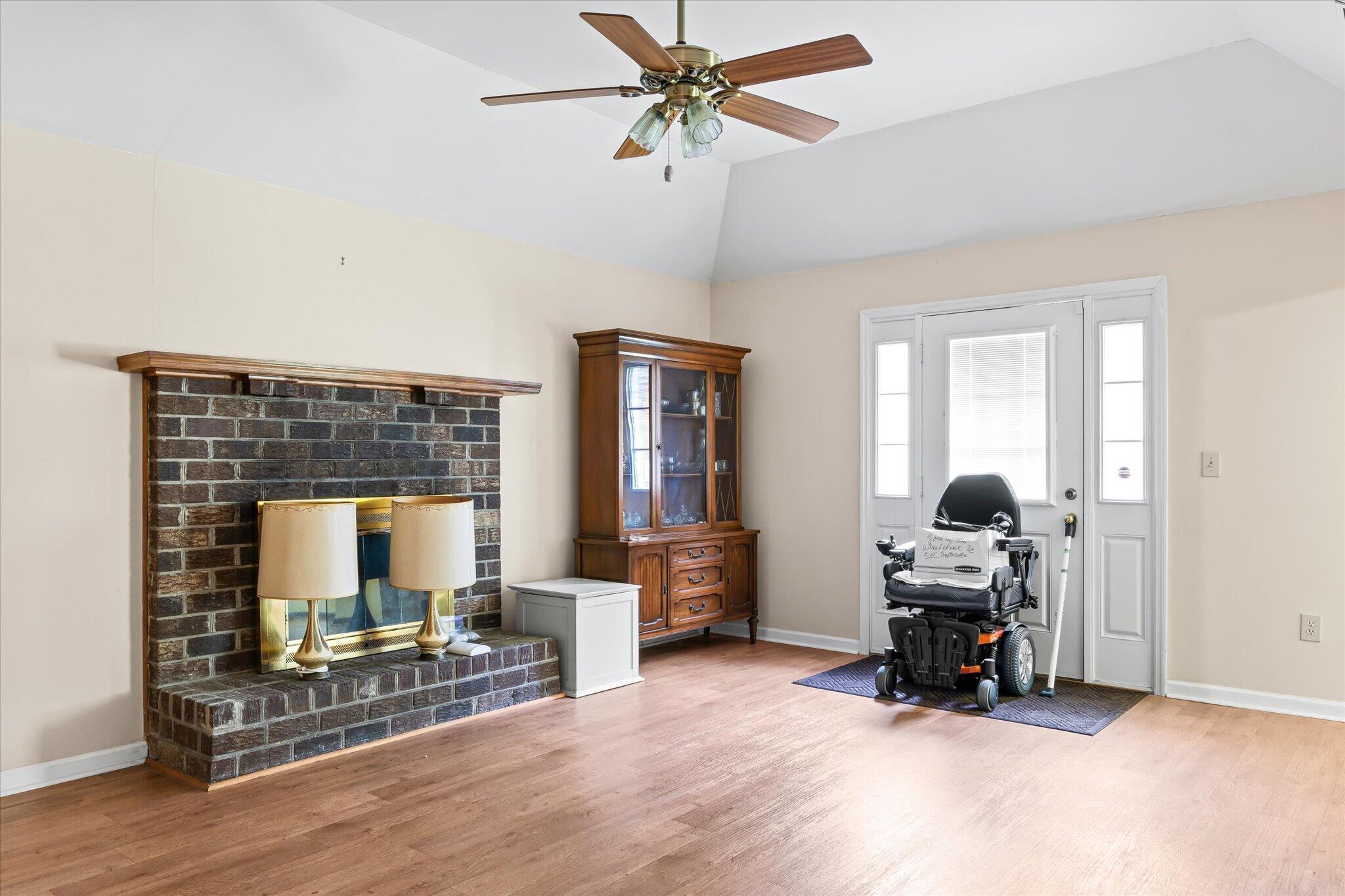 2495 Greenridge Road