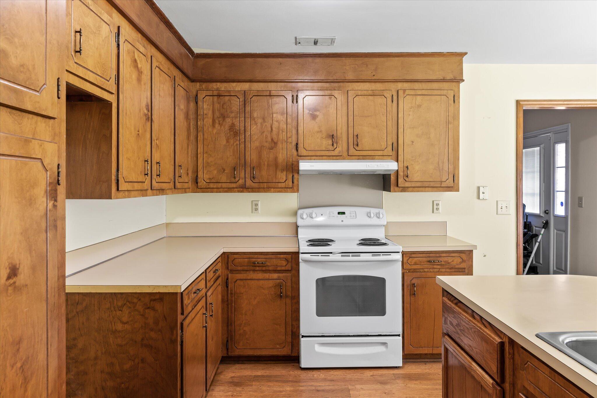 2495 Greenridge Road
