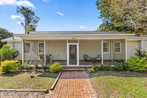 Photo of 1824 N Grimball Road, Charleston, SC 29412 (MLS # 25029395)