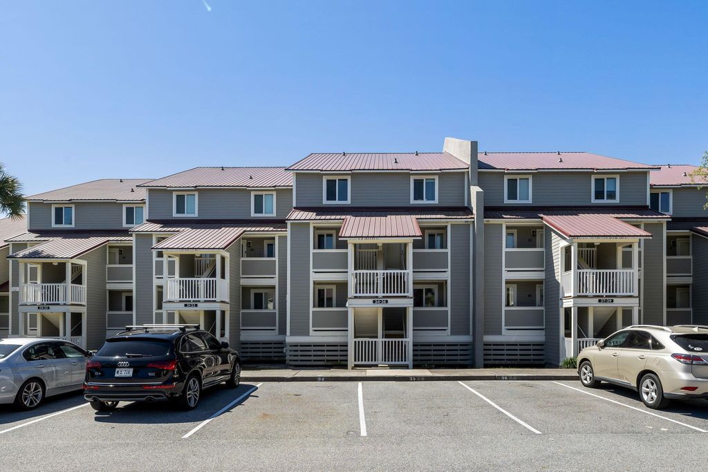 Photo of 35 W Mariners Cay Drive, Folly Beach, SC 29439 (MLS # 26013992)
