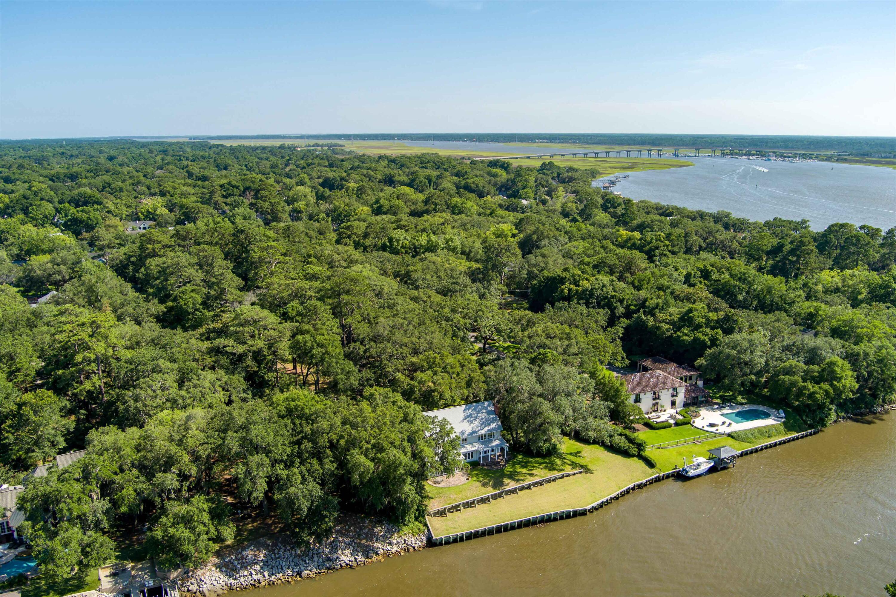 2162 Wappoo Hall Road