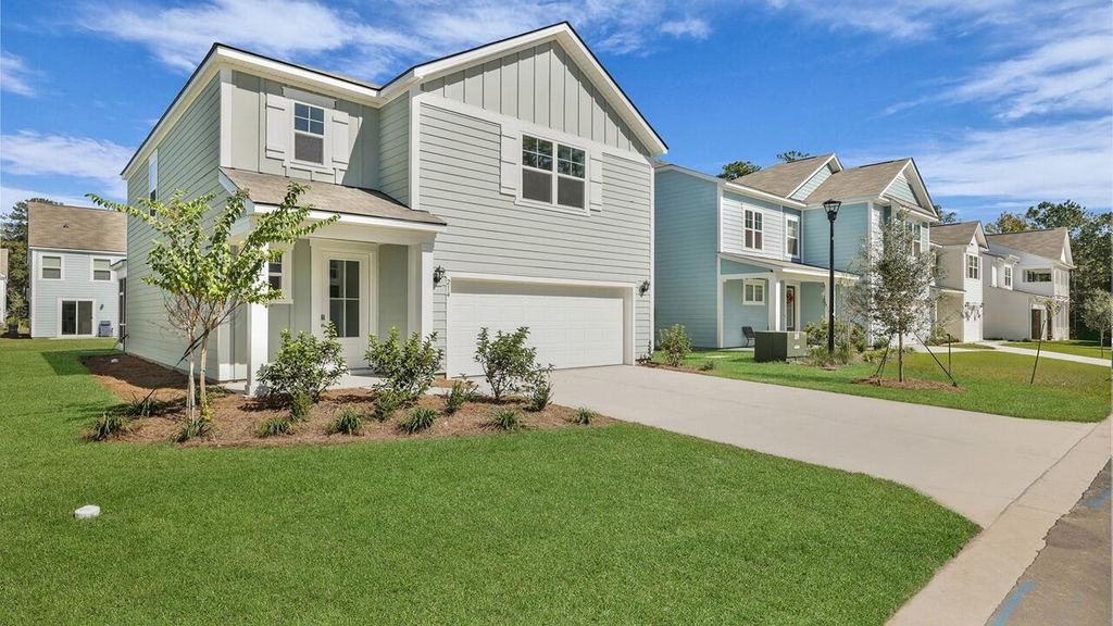 Photo of 214 Seele Street, Summerville, SC 29485 (MLS # 25015279)
