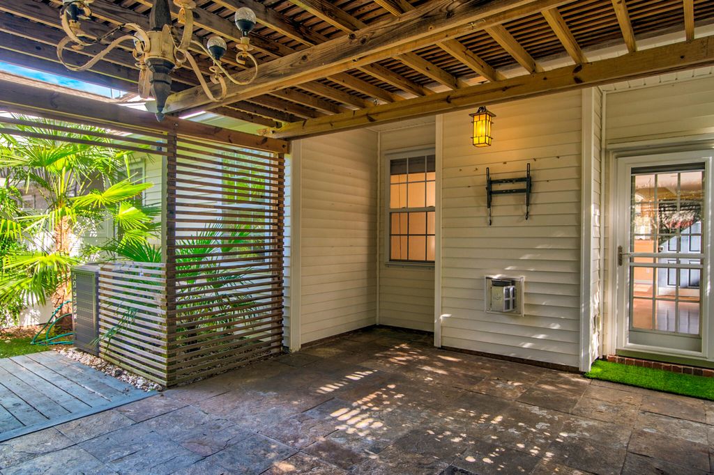 Photo of 135 Dorothy Drive, Charleston, SC 29414 (MLS # 26013089)