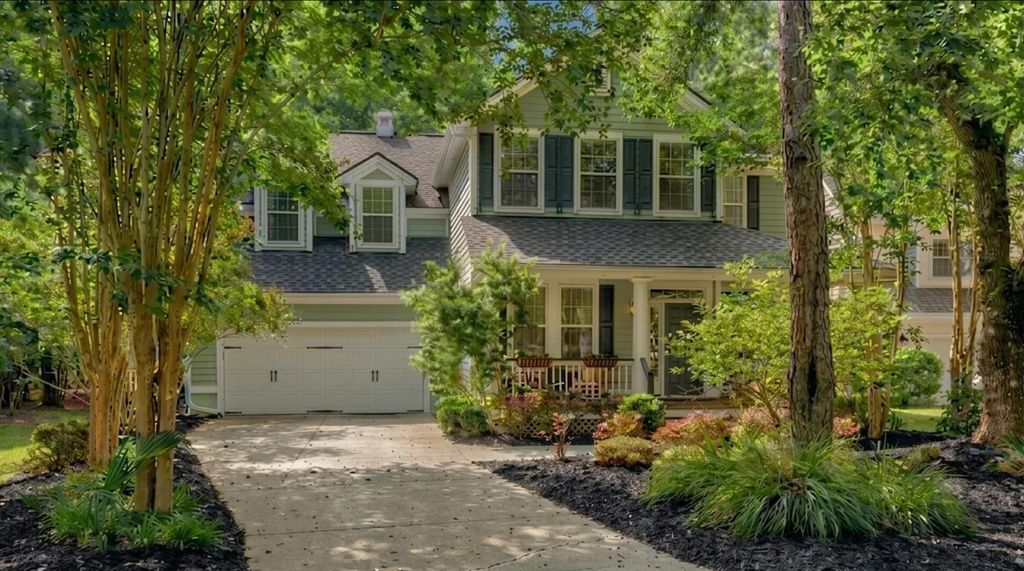 Photo of 1899 Hall Point Road, Mount Pleasant, SC 29466 (MLS # 26013464)