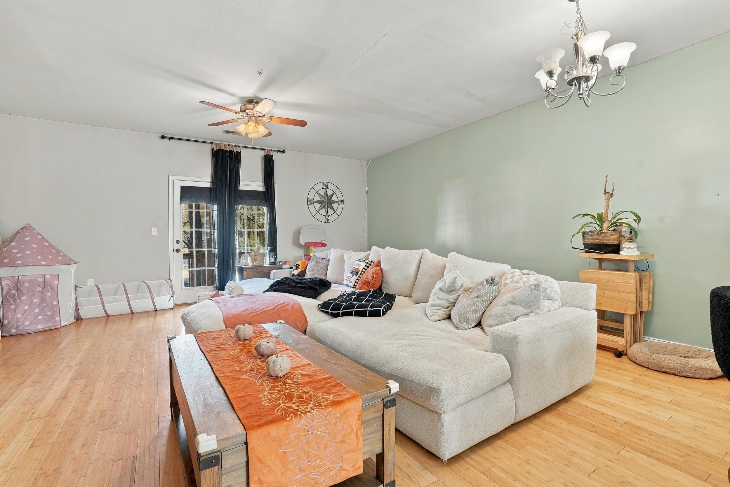 4547 Great Oak Drive