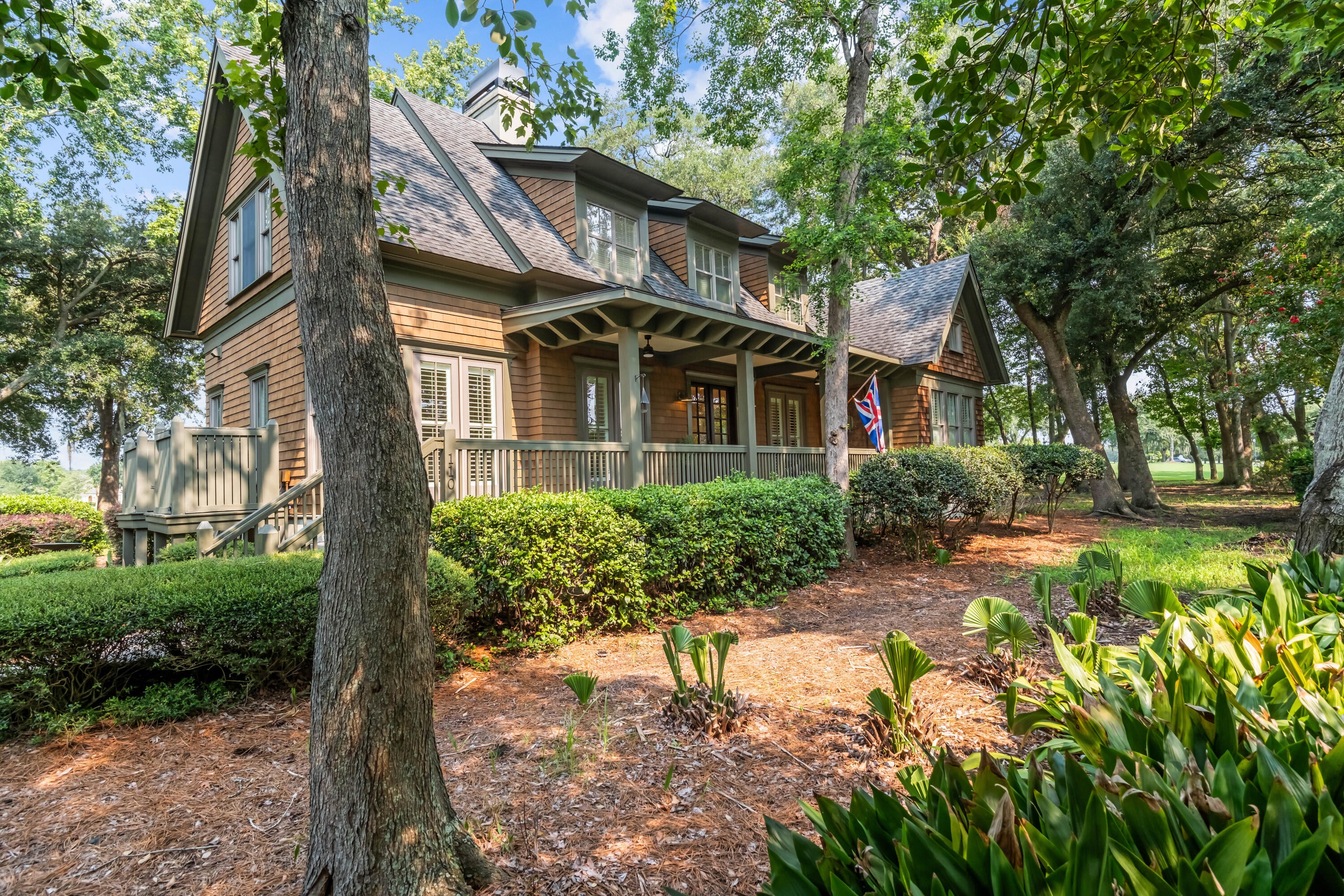 720 Island Park Drive Unit 110
