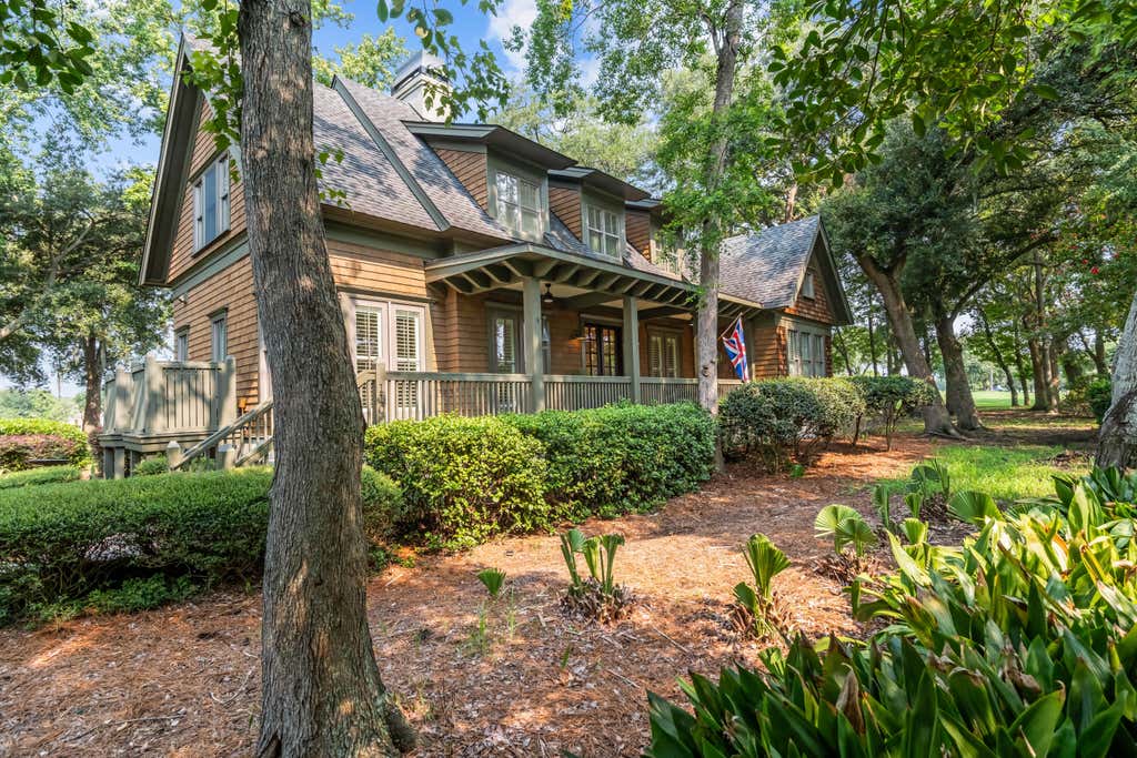 Photo of 720 Island Park Drive #Unit 110, Charleston, SC 29492 (MLS # 26021845)