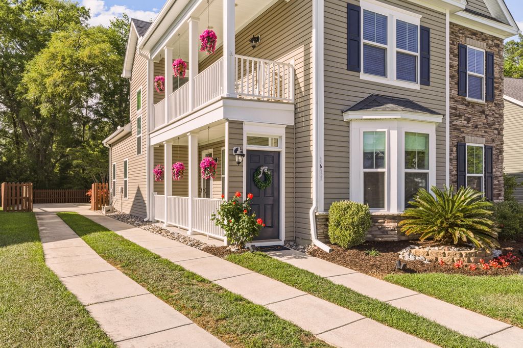 Photo of 1611 Roustabout Way, Charleston, SC 29414 (MLS # 26010508)